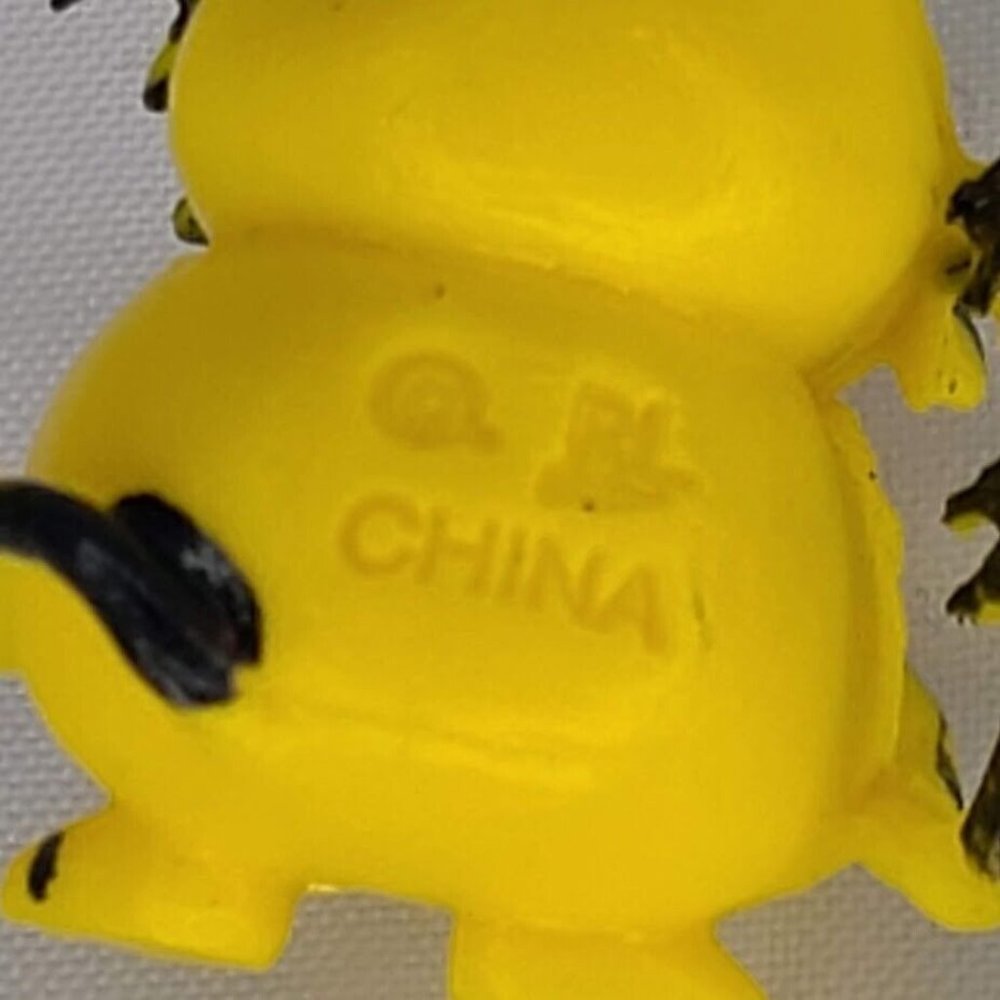 Pokemon 2000s Mini Vinyl RL Gumball Toy Miniature Size Dedenne Action Figure - Picture 5 of 8